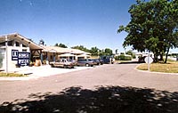 St-Caprais-de-Blaye - Aire camping-cars