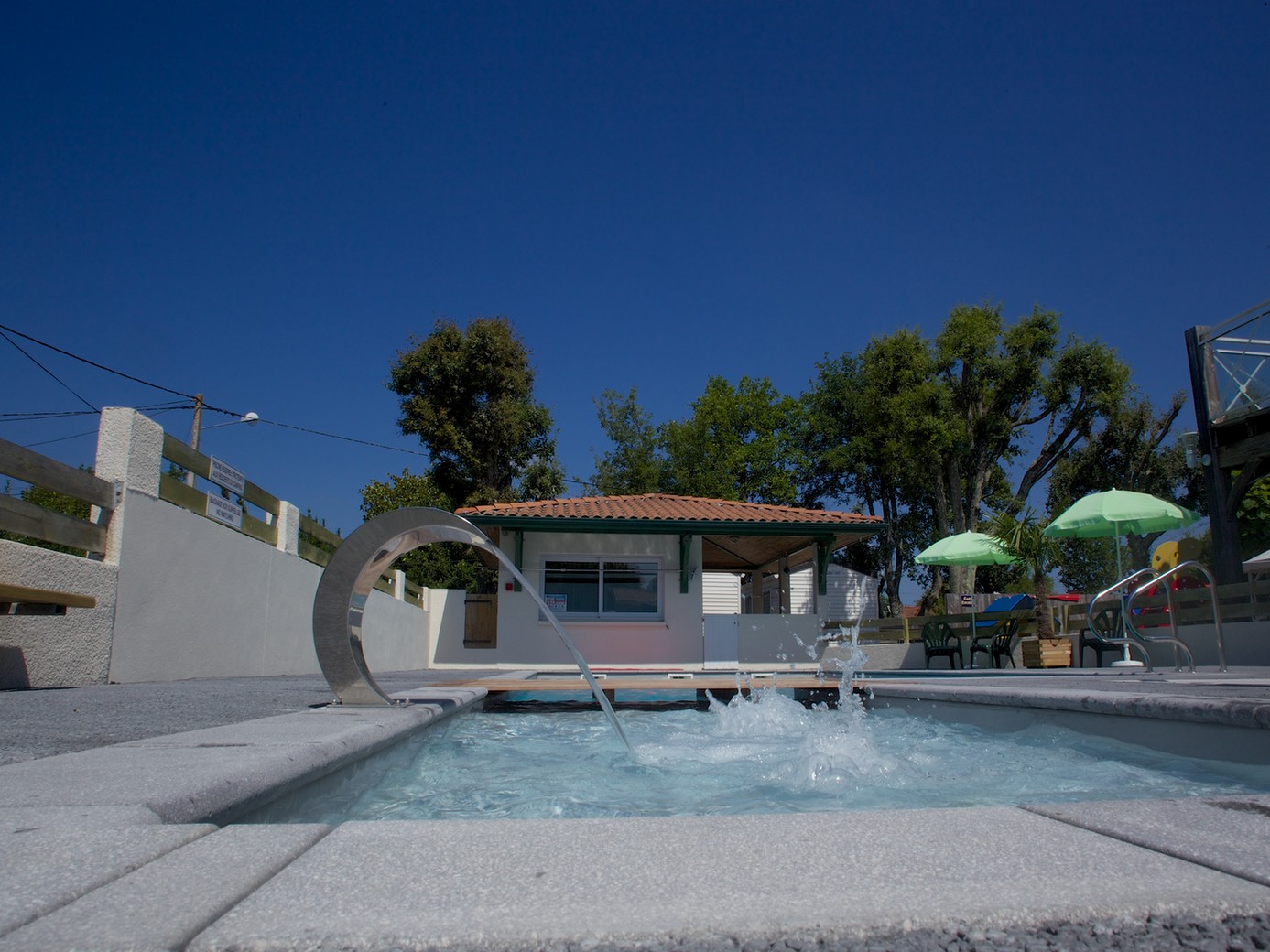Camping Pasteur Piscine Arès - Crédit: Camping Pasteur Camping Pasteur Vacances