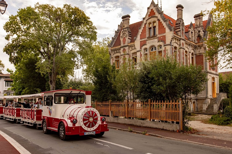 Visite Guidée : Le Petit Train – Circuit La Ville d’Hiver