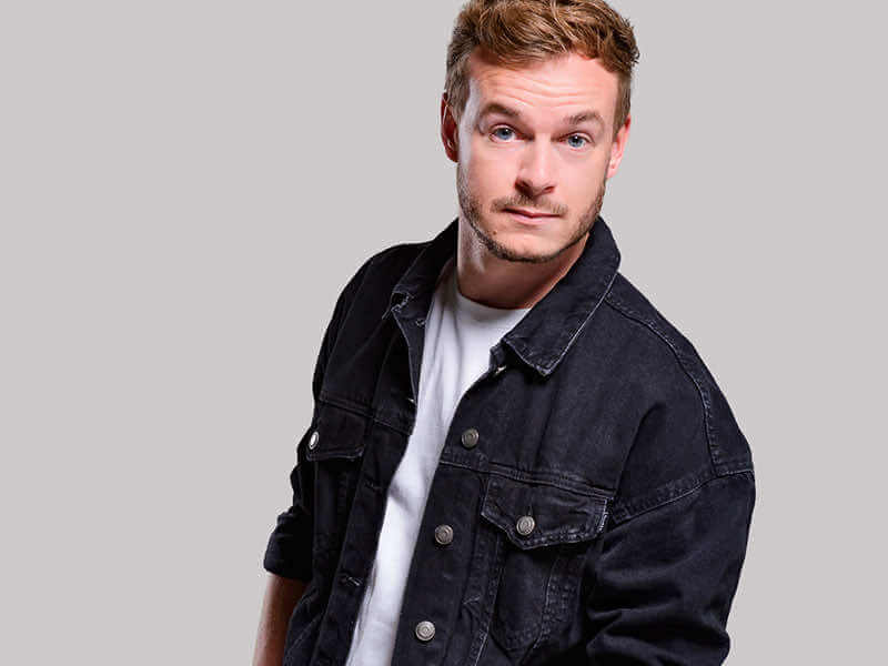 Thomas Angelvy – Humour