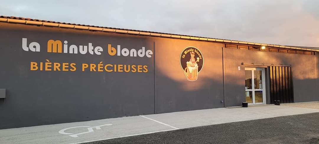 La Minute Blonde