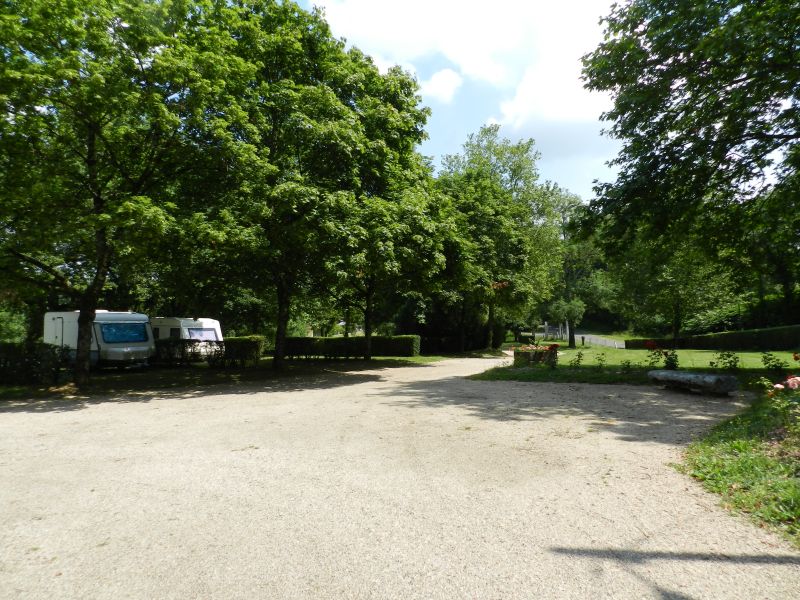 Camping du Lac de Chardes - Photo 3