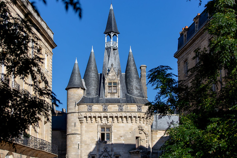 Porte Cailhau