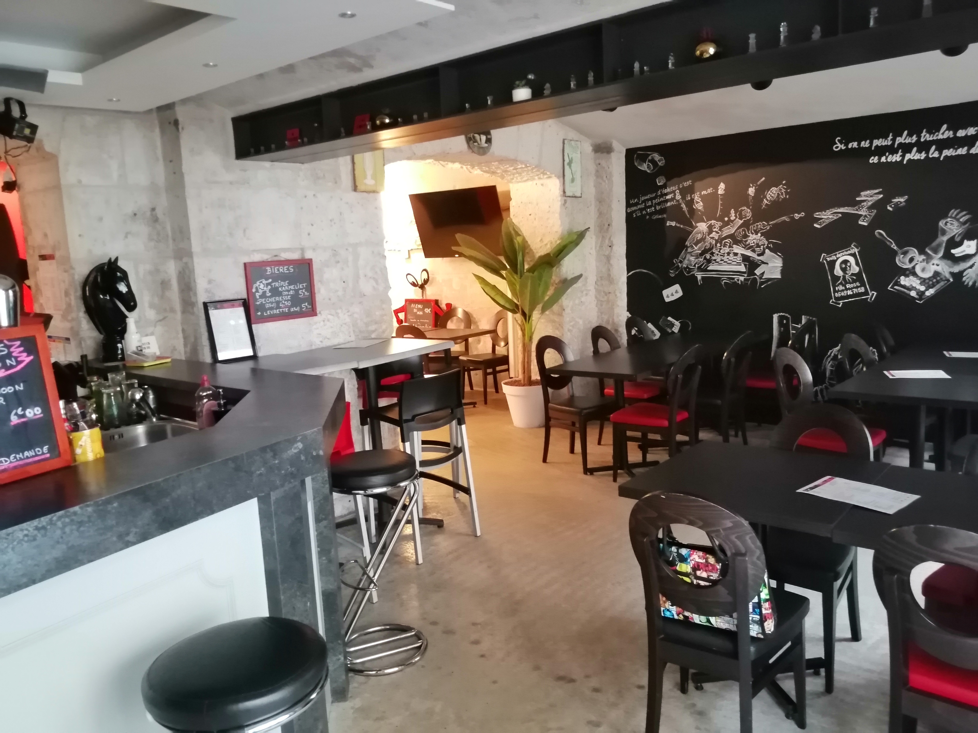 Bistrot et bar à jeux "L'As Qui Court"