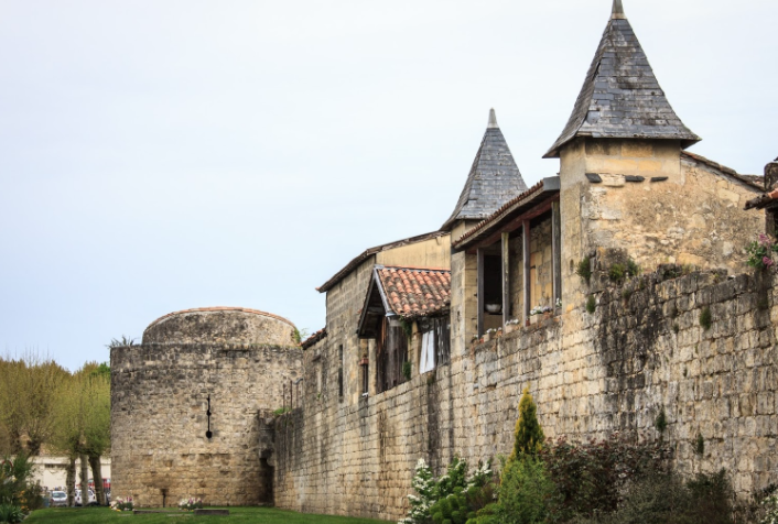 Les remparts de Cadillac