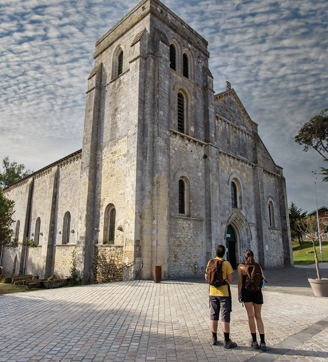 La basilique Notre-Dame-de- la-fin-des-Terres