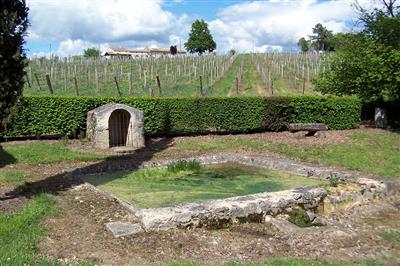 Caumont-Fontaine-lavoir