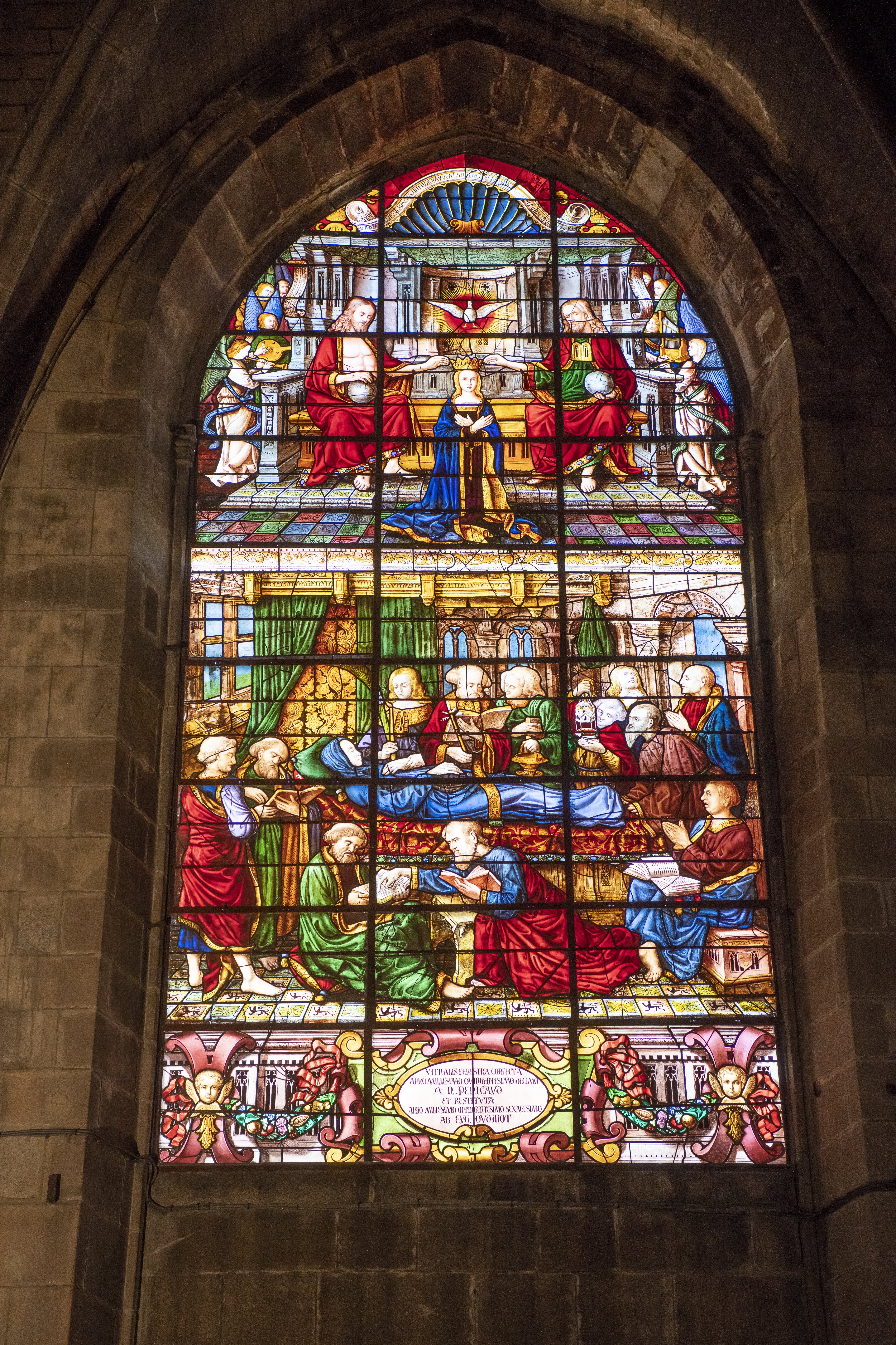 vitrail dormition la vierge eglise st pierre