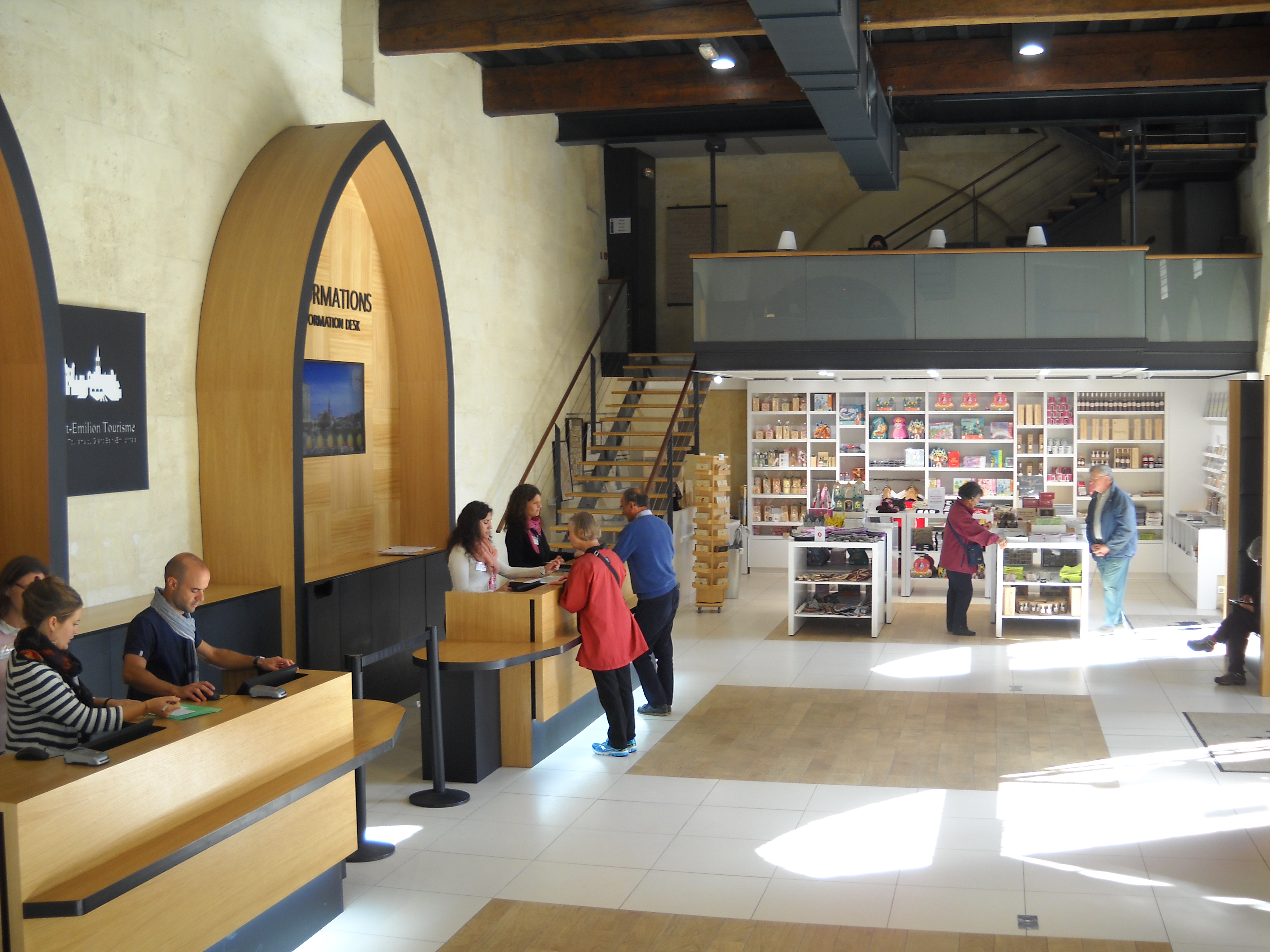 Espace accueil-boutique OTSE 11 - (c) Emmeline Azra