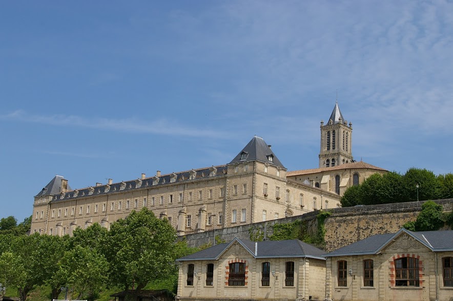 Les Remparts