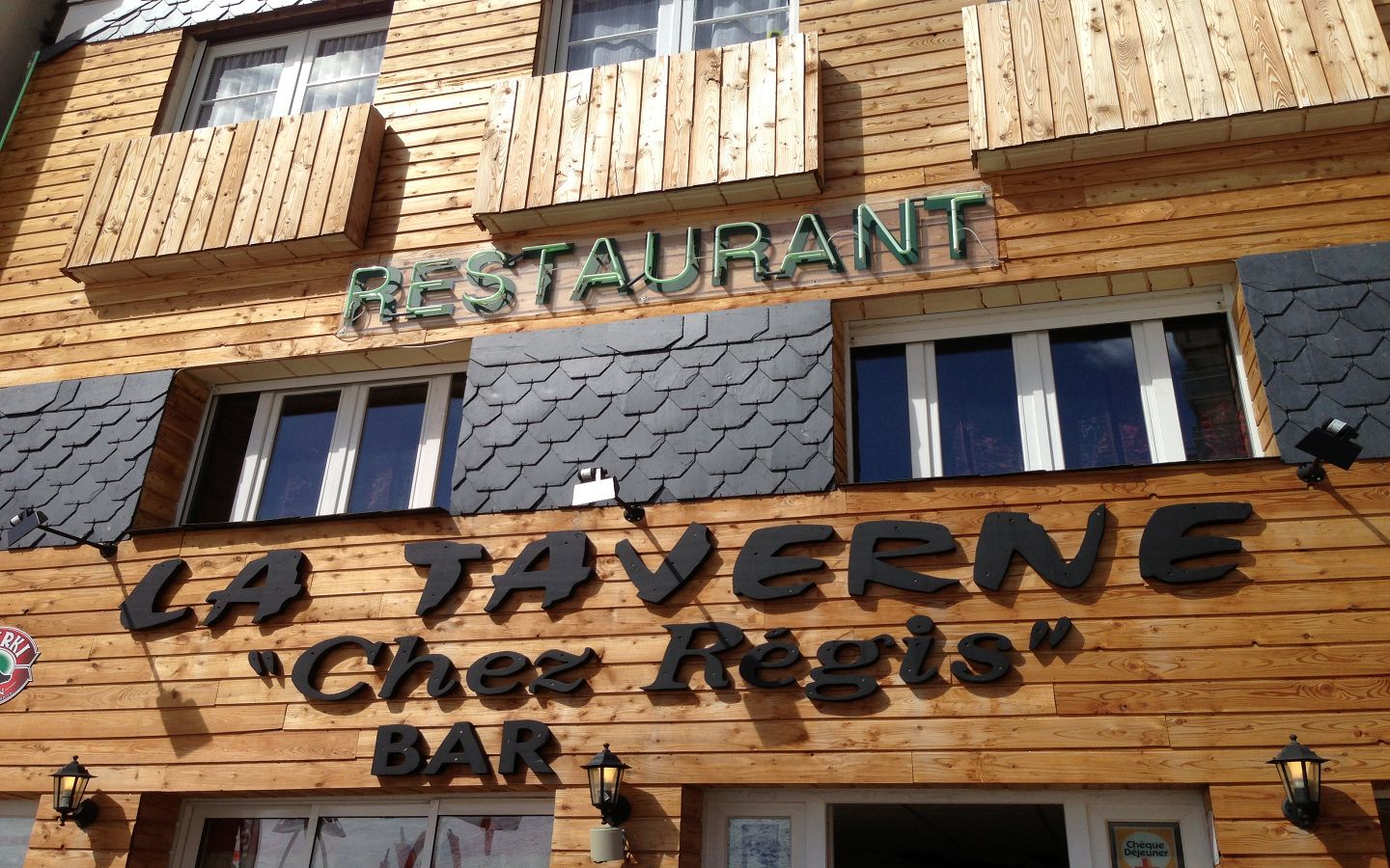 La Taverne "Chez Régis"