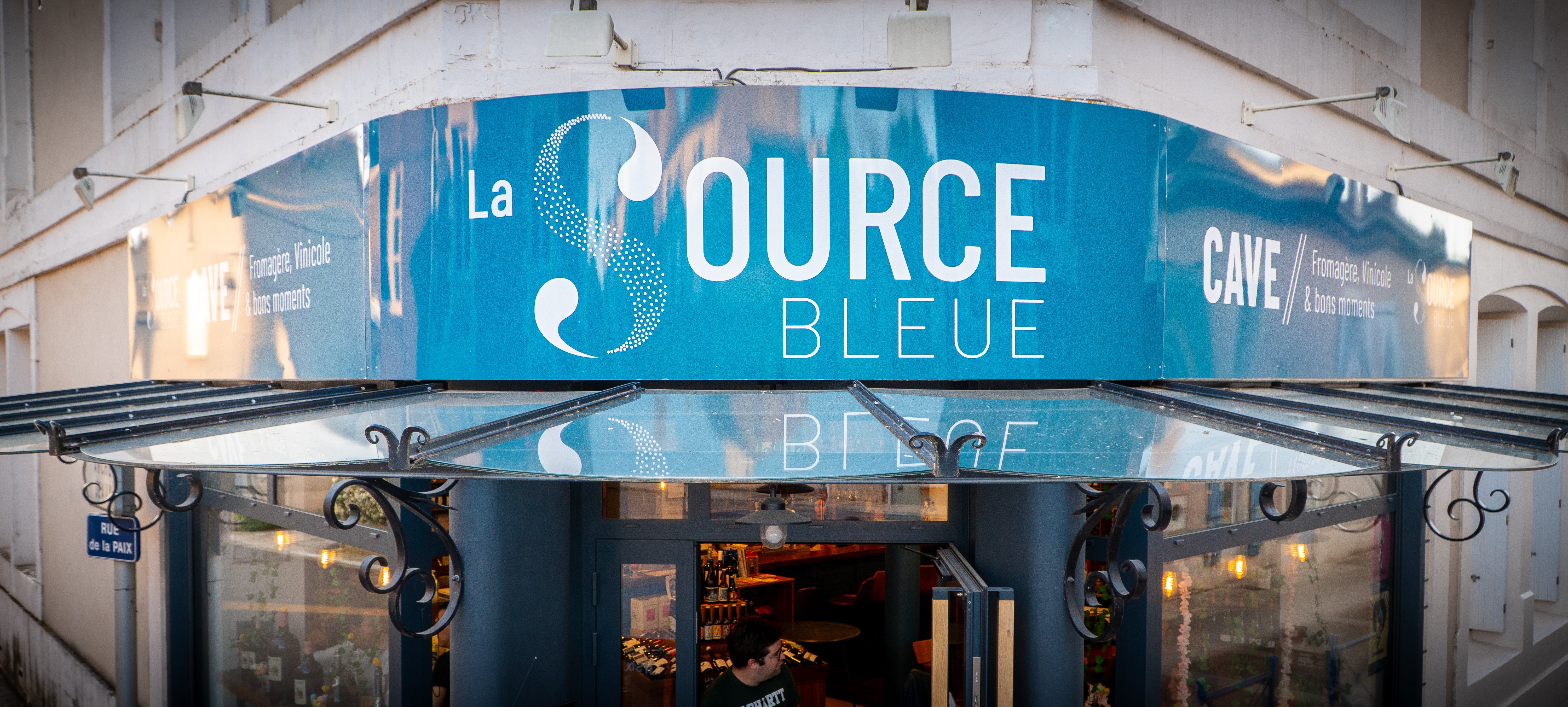 La Source Bleue