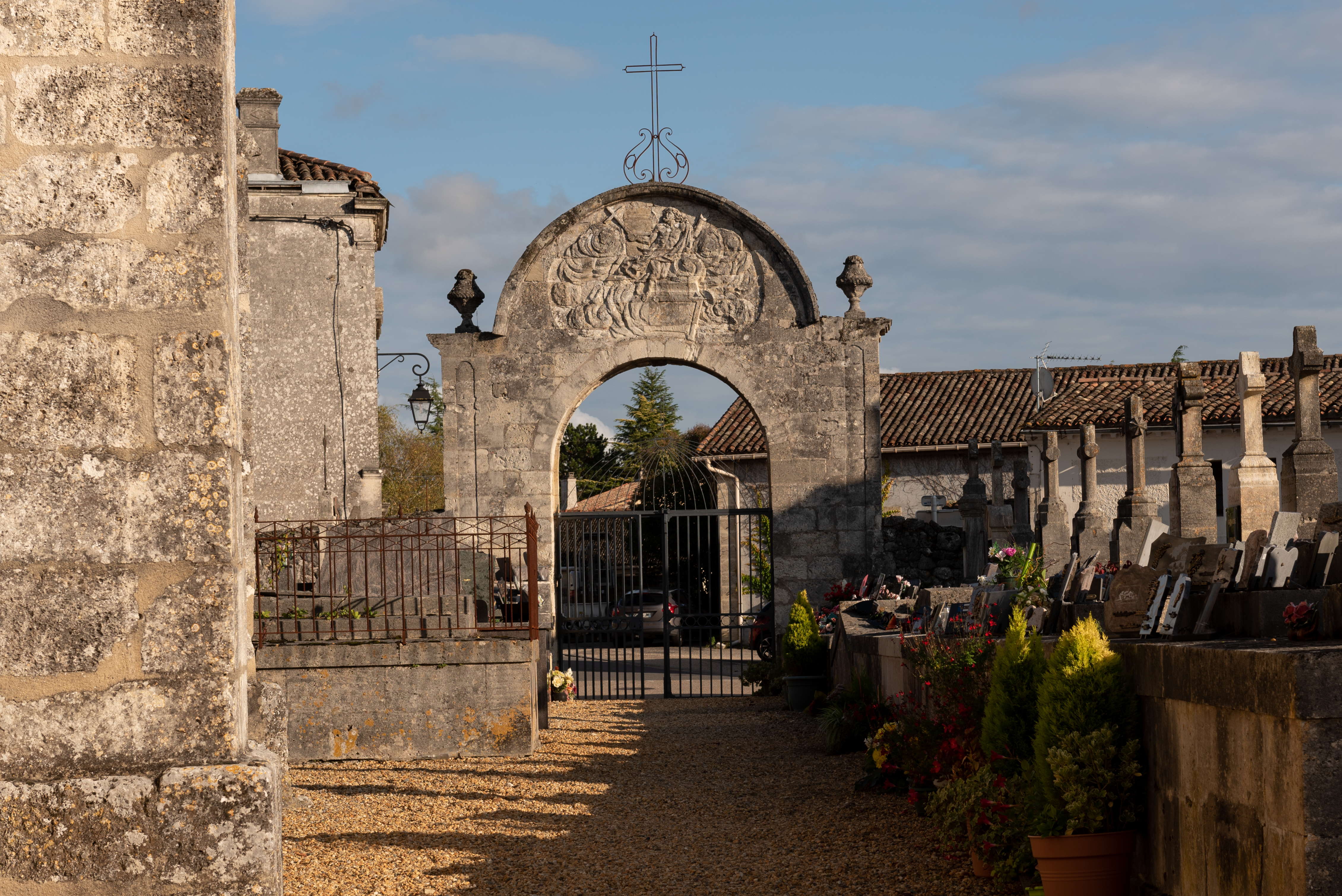 Le Cimetière