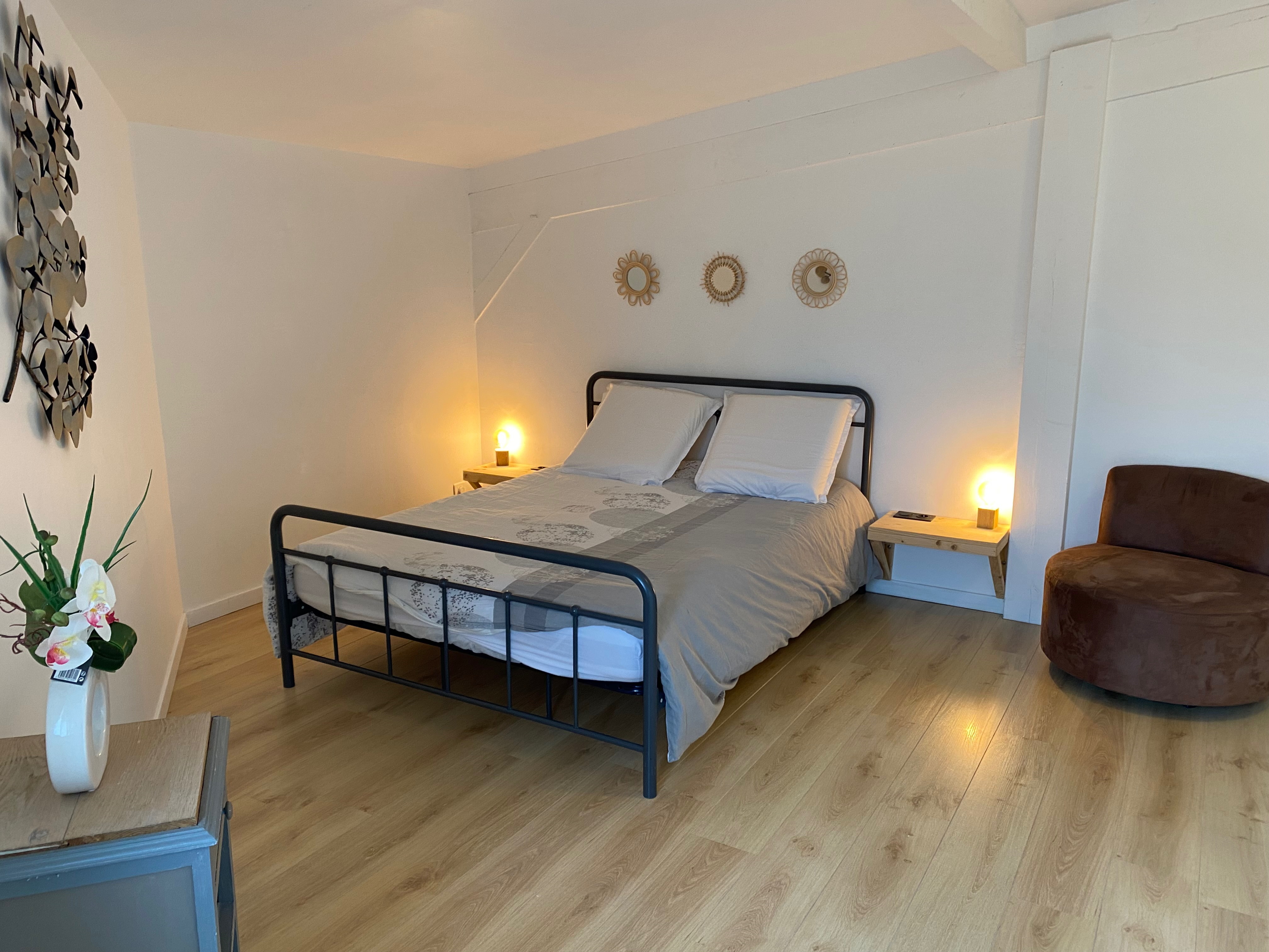 Le Page chambre lit double redi