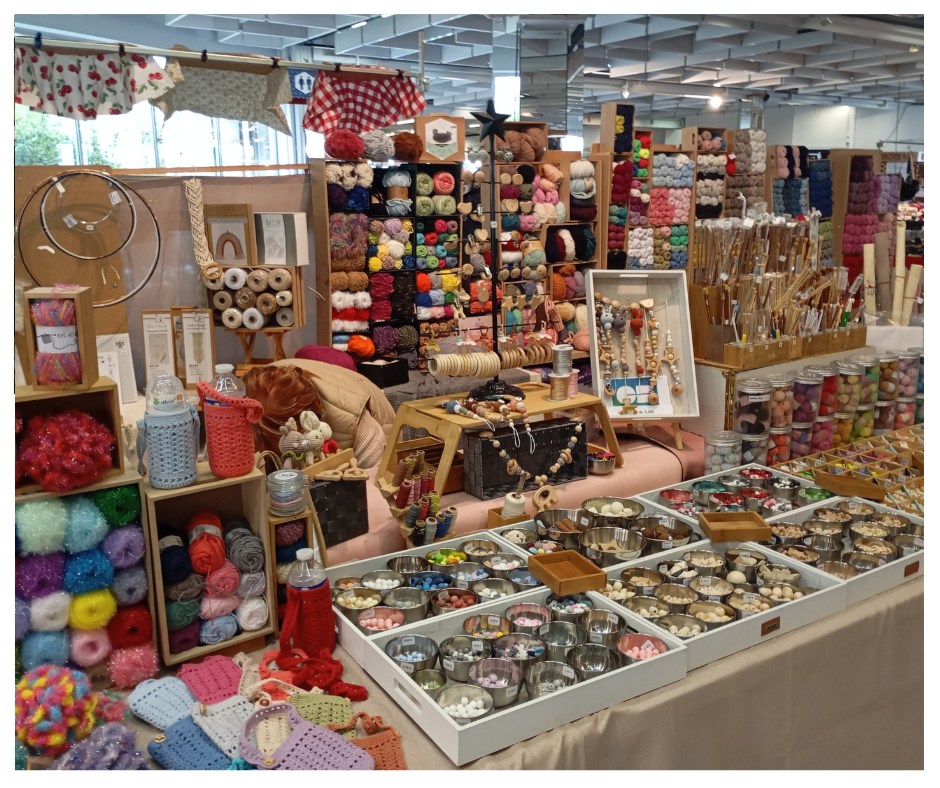 Tisséades, Le marché aux tissus