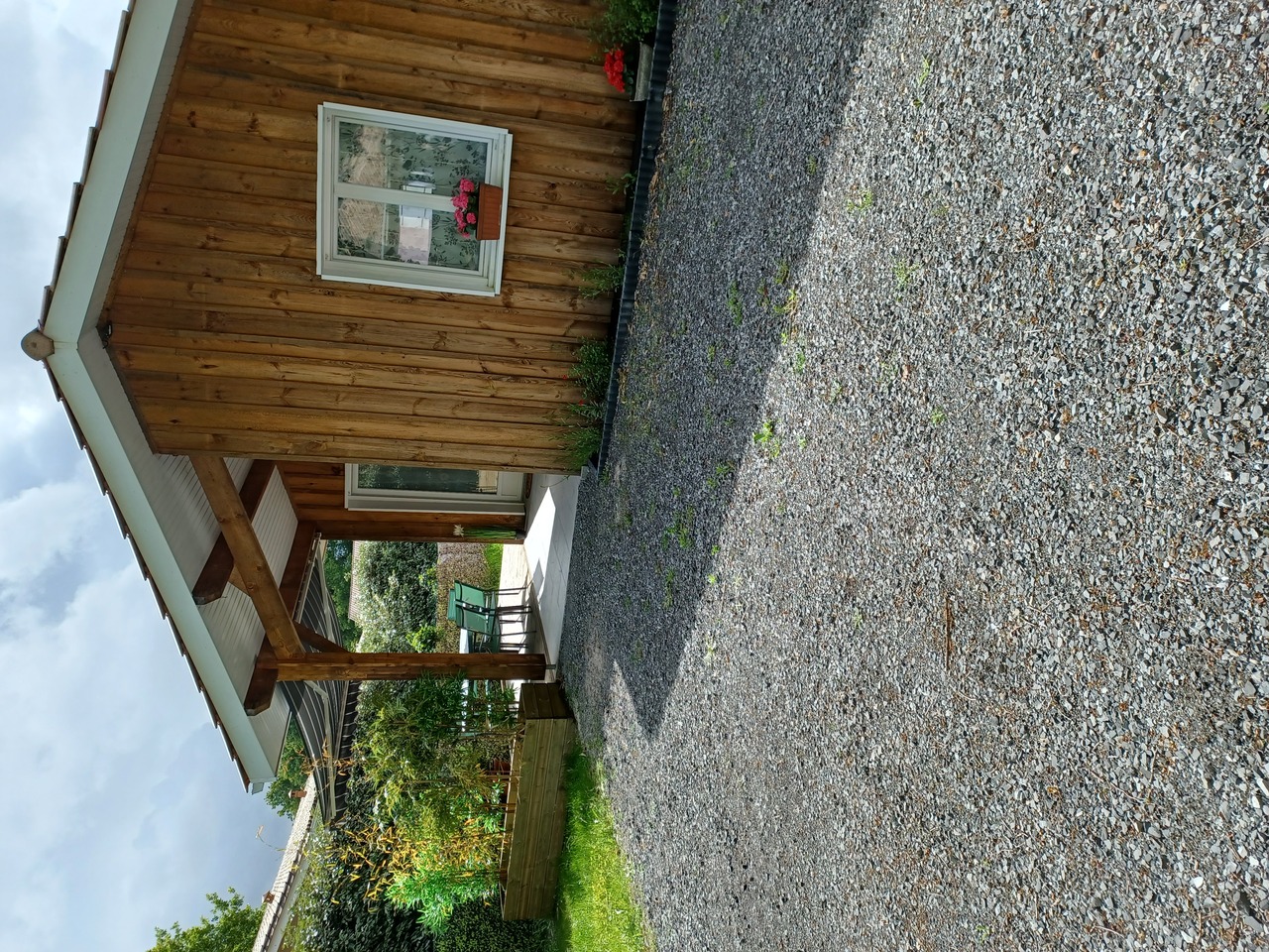 chalext1.resized
