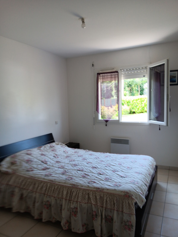 chambre couvre lit fleur 1 redi