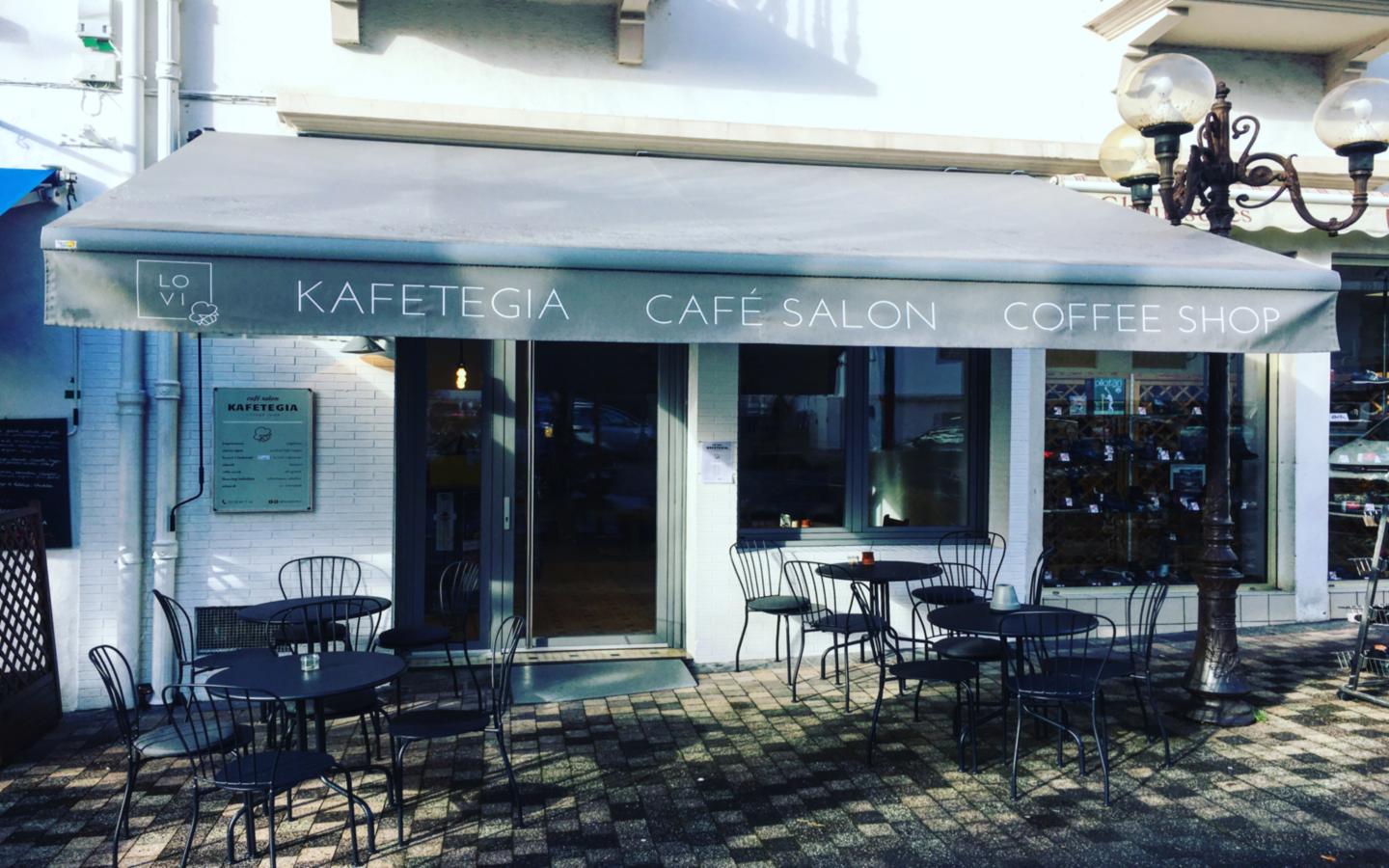 LO VI kafetegia - café salon - coffee shop