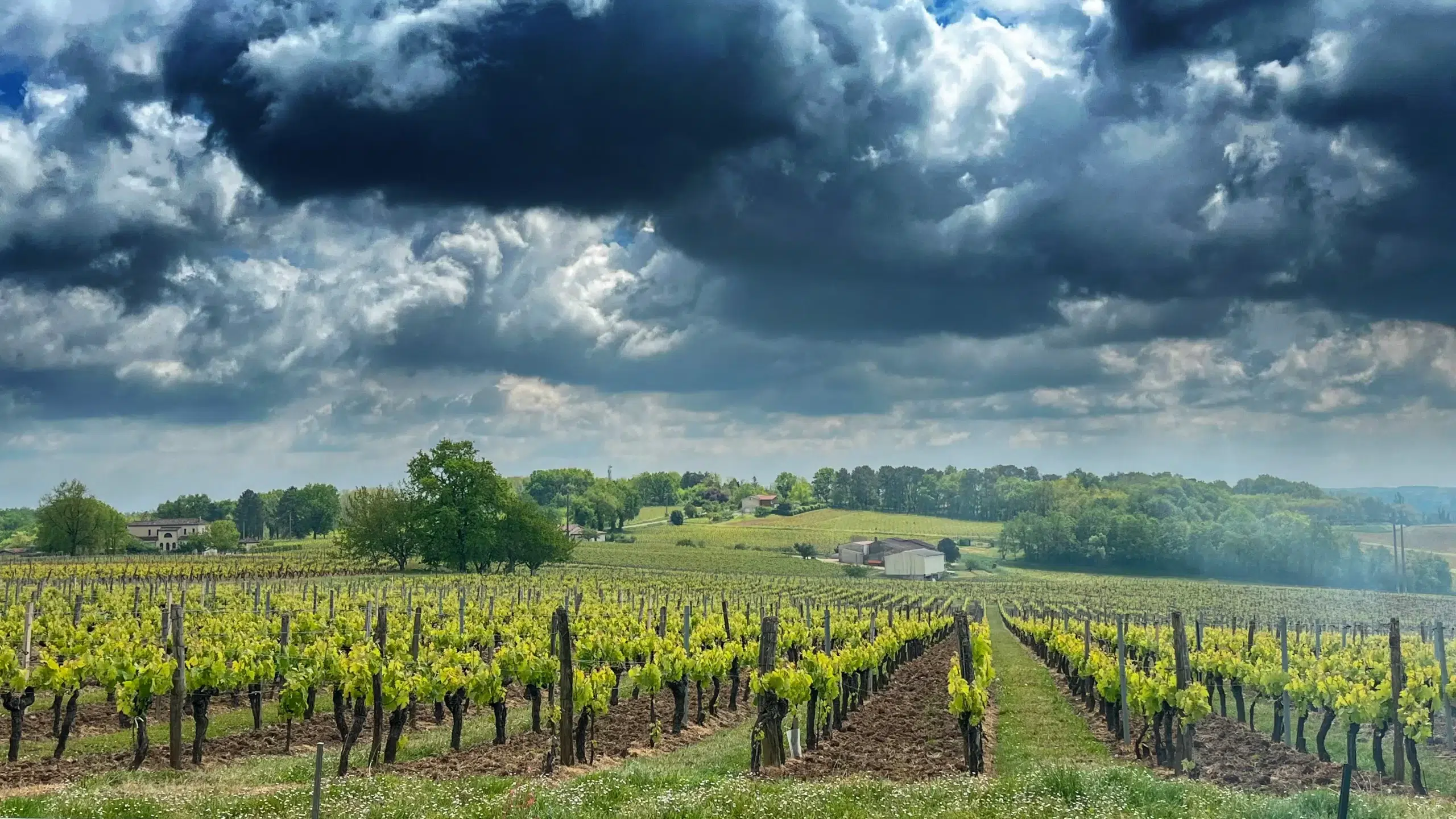 paysage-orage-castillonais-scaled